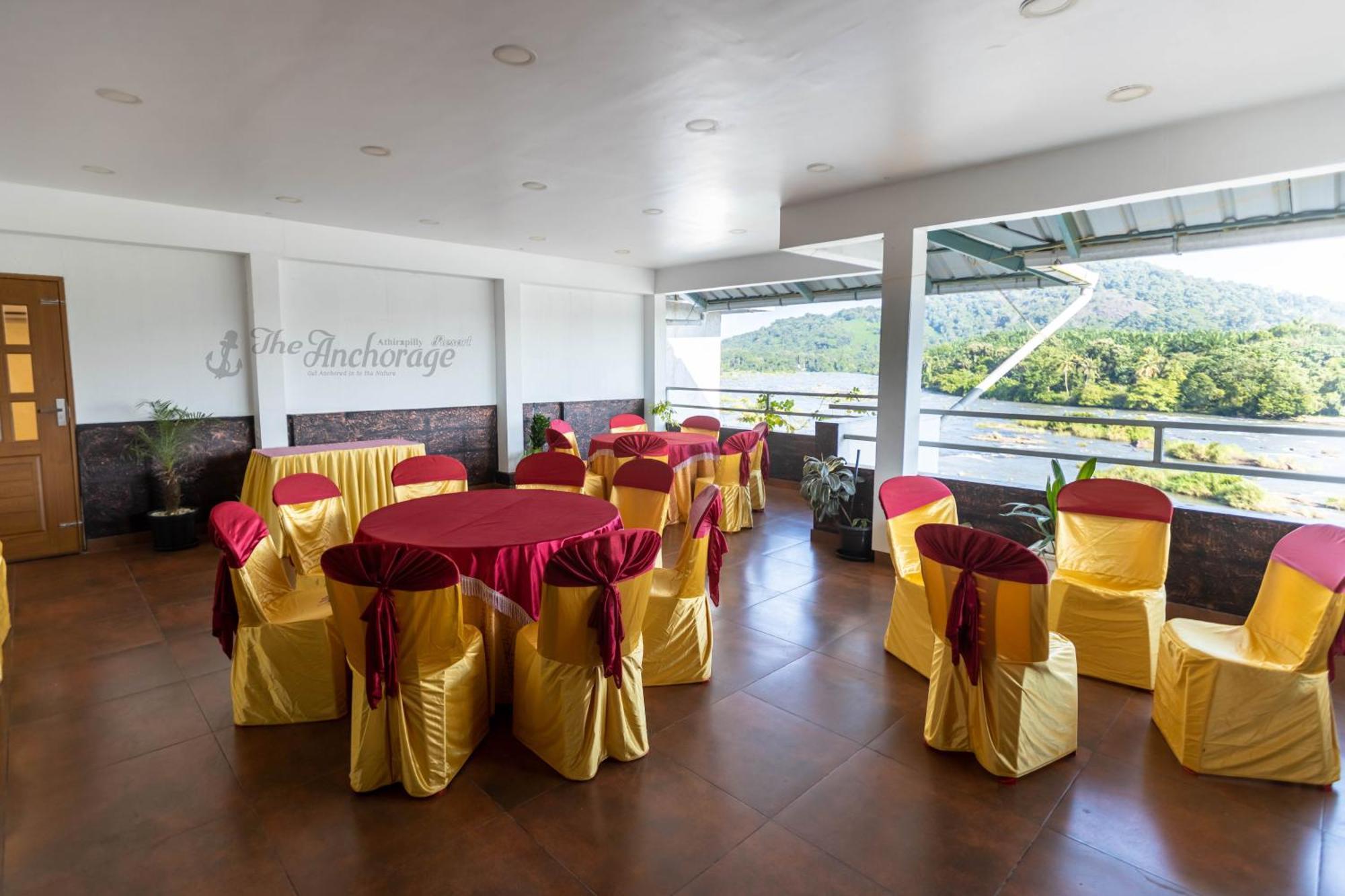 The Anchorage Athirapilly Resort Athirappilly Buitenkant foto
